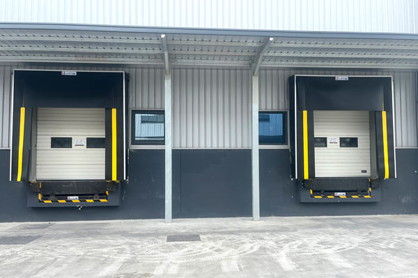 上海食品仓库挤压机械式门封